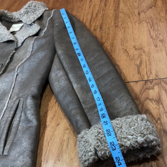 Ranchers Coat in Faux Suede & Sherpa Fleece - Picture 11 of 13